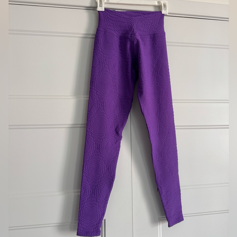 Booty by Brabants Textured Leggings